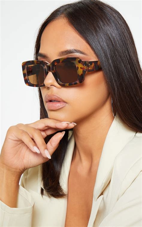 rectangular shaped sunglasses